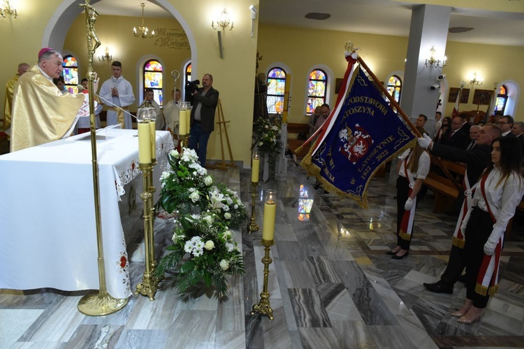 Patron szkoły w Latoszynie