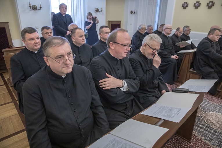 1 lipca obejmą nowe parafie