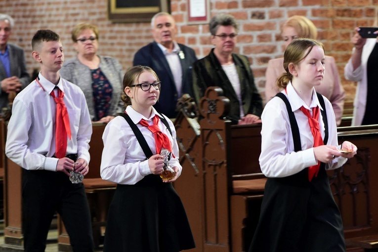 Smolajny. 20-lecie Katolickiej Szkoły Podstawowej