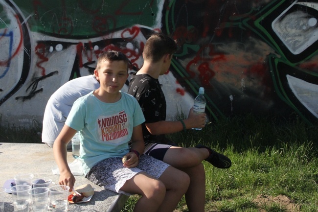 Różaniec na ul Mroza