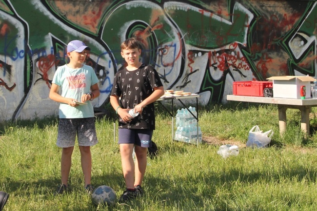 Różaniec na ul Mroza