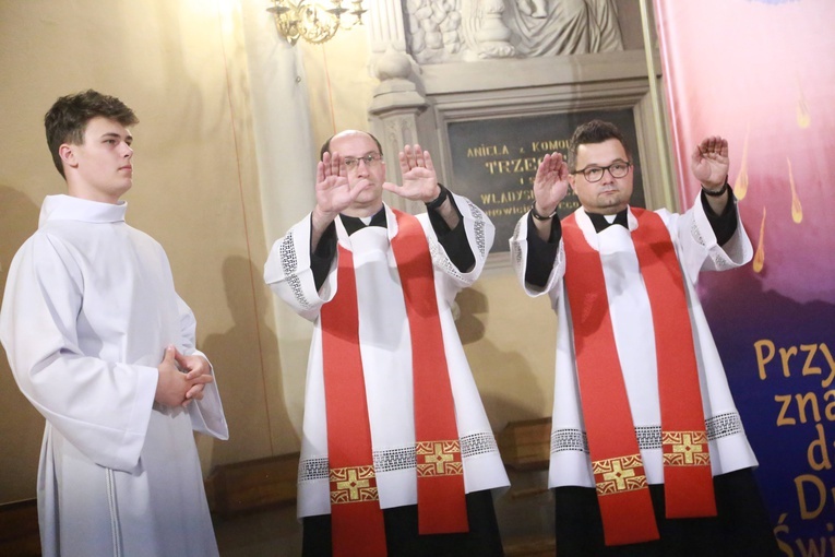 Bierzmowanie u św. Jadwigi w Dębicy