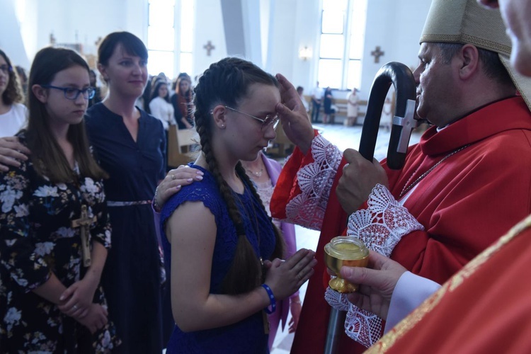 Bierzmowanie w par. Miłosierdzia Bożego w Dębicy