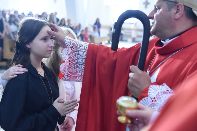 Bierzmowanie w par. Miłosierdzia Bożego w Dębicy