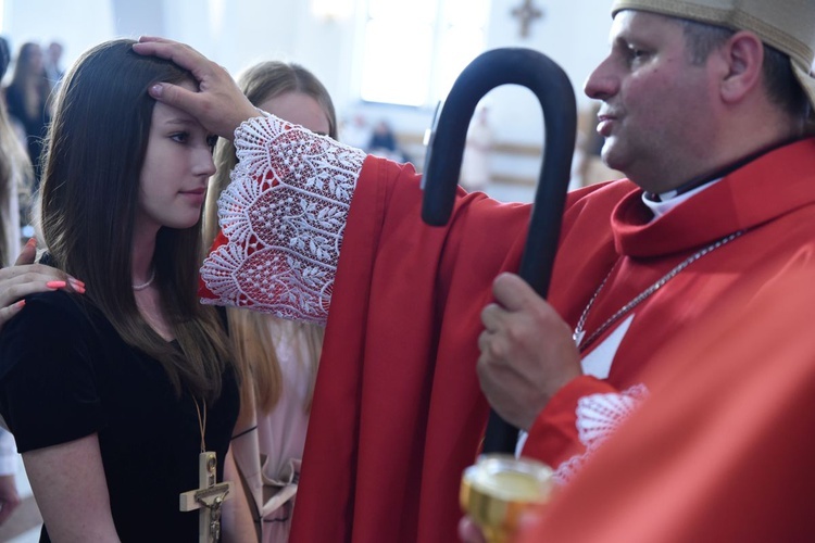 Bierzmowanie w par. Miłosierdzia Bożego w Dębicy