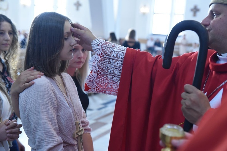 Bierzmowanie w par. Miłosierdzia Bożego w Dębicy