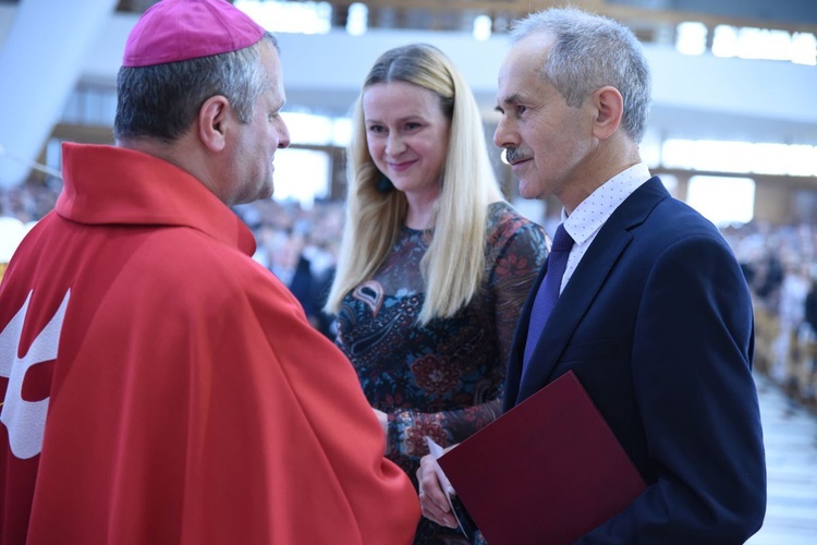 Bierzmowanie w par. Miłosierdzia Bożego w Dębicy