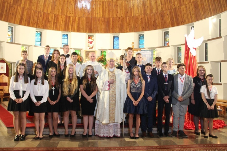 Tęgoborze. Bierzmowanie 2022