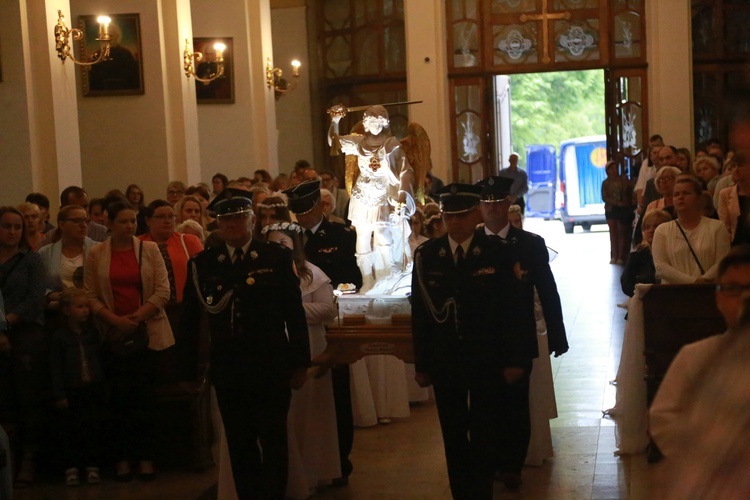 Rozpoczęcie nawiedzenia w Oleśnie