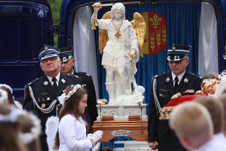 Rozpoczęcie nawiedzenia w Oleśnie