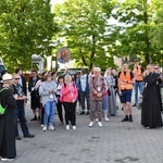 Piesza pielgrzymka w intencji powołań już w drodze do Paradyża i Rokitna