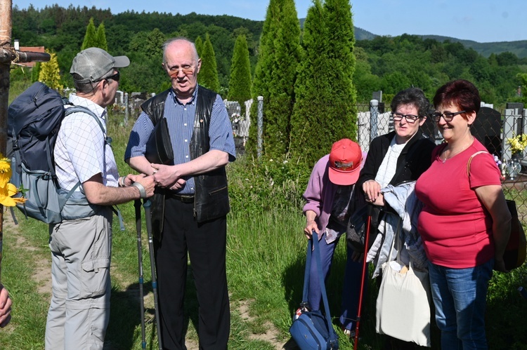 Kolejarze z całej Polski ruszyli na Chełmiec