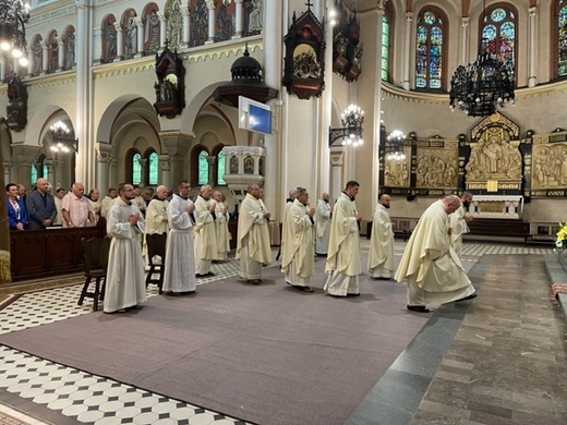 Święcenia prezbiteratu i diakonatu w Panewnikach