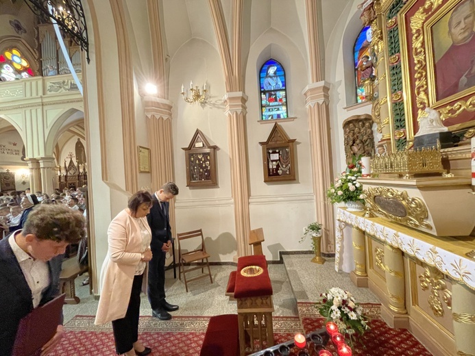 Inauguracja Roku Jubileuszowego w Zespole Szkół im. św. Józefa Bilczewskiego w Wilamowicach