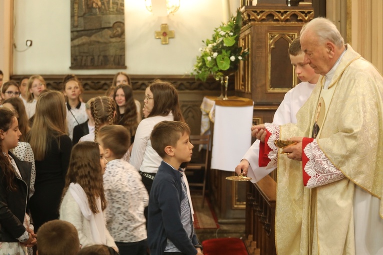 Inauguracja Roku Jubileuszowego w Zespole Szkół im. św. Józefa Bilczewskiego w Wilamowicach