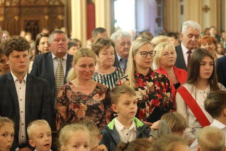 Inauguracja Roku Jubileuszowego w Zespole Szkół im. św. Józefa Bilczewskiego w Wilamowicach