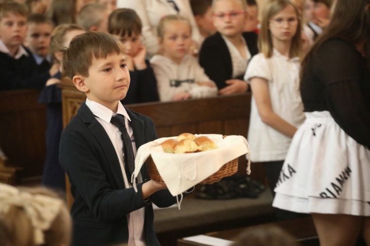 Inauguracja Roku Jubileuszowego w Zespole Szkół im. św. Józefa Bilczewskiego w Wilamowicach