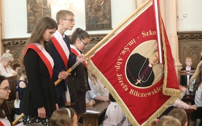 Inauguracja Roku Jubileuszowego w Zespole Szkół im. św. Józefa Bilczewskiego w Wilamowicach
