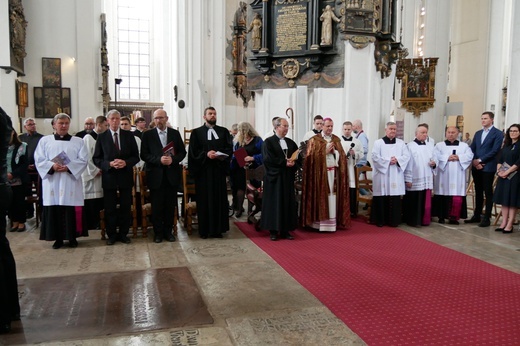 Liturgiczne powitanie ołtarza "Pietas Domini"