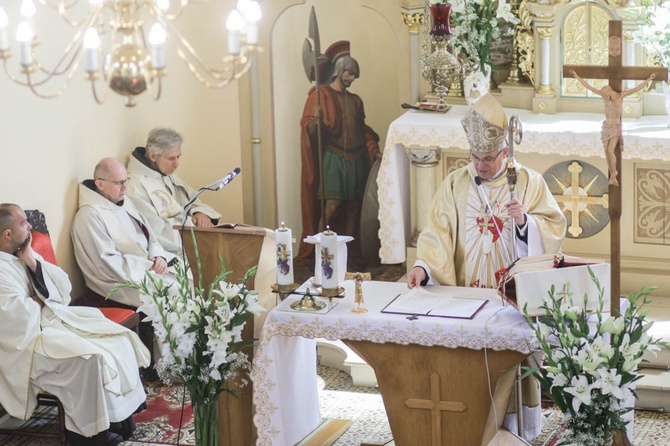 Wprowadzenie relikwii św. Antoniego z Padwy w Lasówce