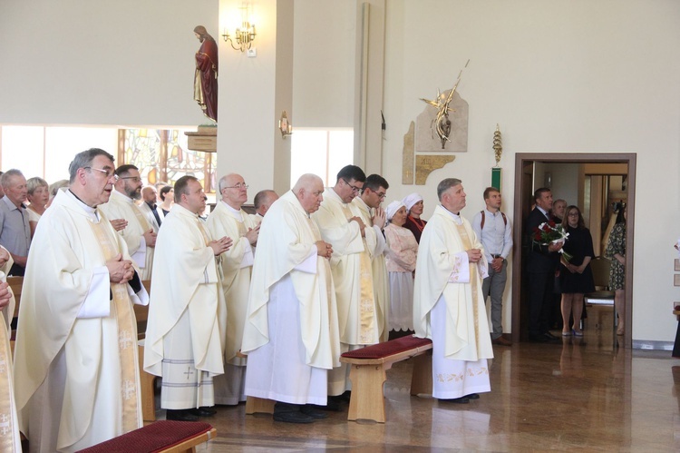 Gnojnik. Dedykacja kościoła na wyłączną własność Bogu