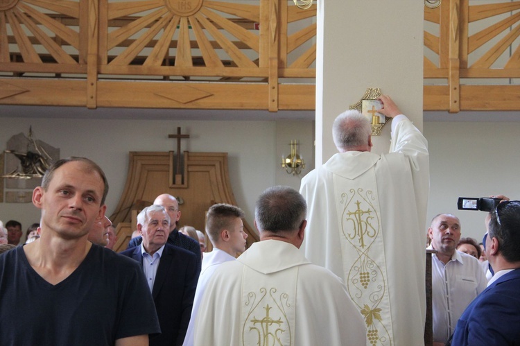 Gnojnik. Dedykacja kościoła na wyłączną własność Bogu