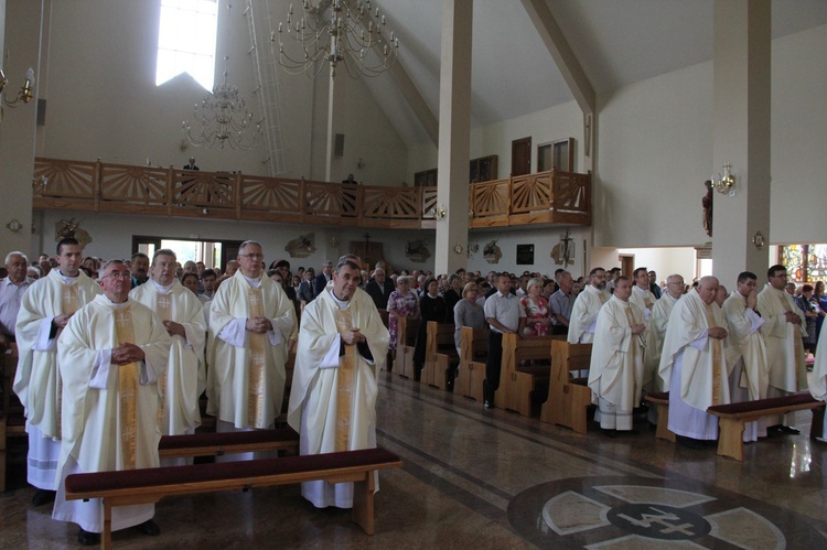 Gnojnik. Dedykacja kościoła na wyłączną własność Bogu