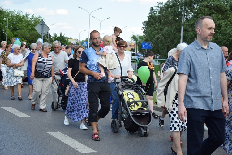 Marsz dla Życia i Rodziny w Ostrowcu Świętokrzyskim