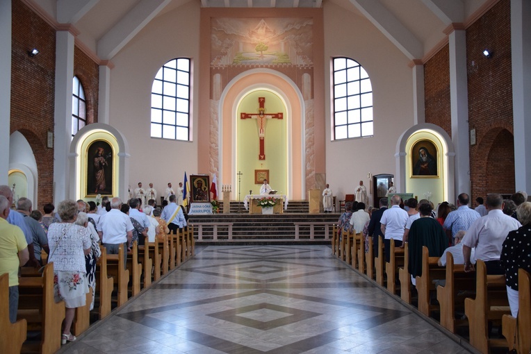 Marsz dla Życia i Rodziny w Ostrowcu Świętokrzyskim