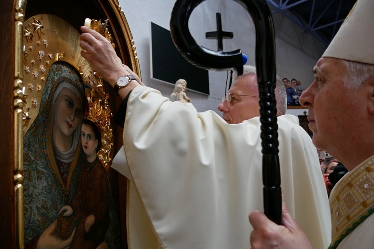 Koronacja wizerunku Matki Bożej Pocieszenia w Gdyni