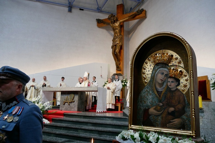 Koronacja wizerunku Matki Bożej Pocieszenia w Gdyni