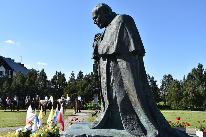 Banderia konna w ludźmierskim sanktuarium