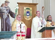 	Uroczystej Mszy św. przewodniczył abp Tadeusz Wojda.