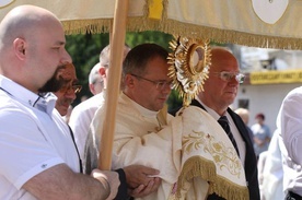 Procesje eucharystyczne i koncerty uwielbienia w Boże Ciało