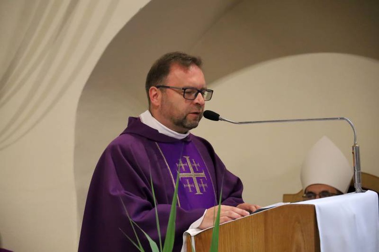 Pogrzeb ks. Ludwika Sosnowskiego, wieloletniego proboszcza świdnickiej parafii