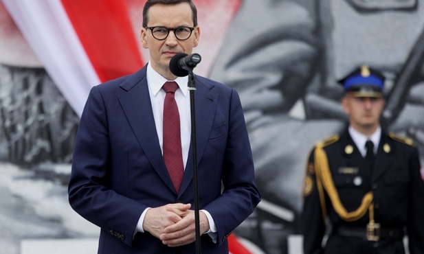 Śląskie. Premier Mateusz Morawiecki z wizytą w regionie. Odsłonił mural i obiecał tańszy węgiel na zimę