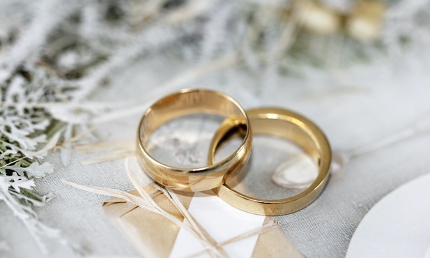 Abp Jagodziński: W kwestii małżeństwa Pan Jezus jest precyzyjny