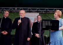 W Jedlińsku, rodzinnej parafii bp. Piotra Gołębiowskiego, obyły się uroczystości 120 rocznicy jego urodzin.