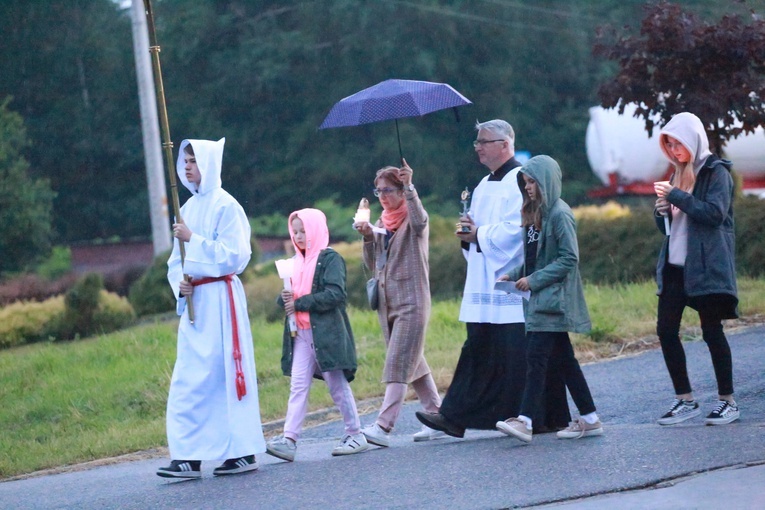 Procesja fatimska w Koszycach Małych