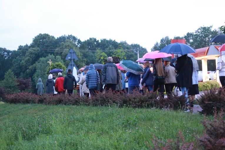 Procesja fatimska w Koszycach Małych