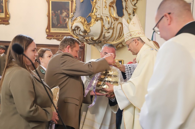 Pielgrzymka leśników do Rokitna