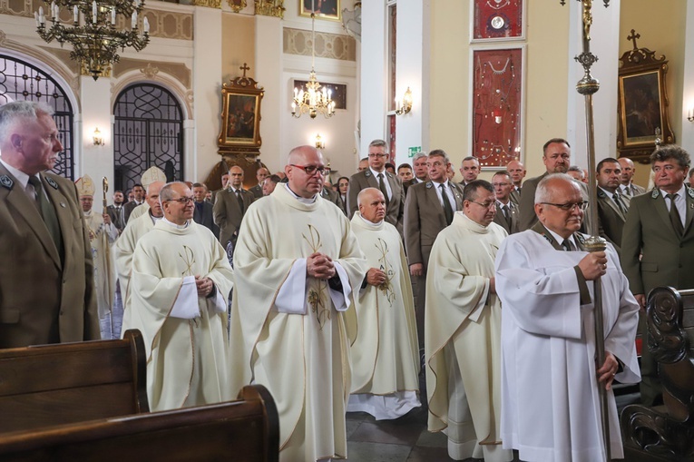 Pielgrzymka leśników do Rokitna