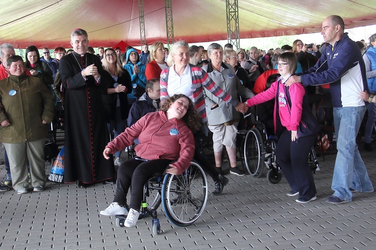 Pielgrzymka Osób z Niepełnosprawnościami - cz. 1