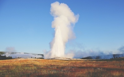 10 tysięcy turystów ewakuowanych z Parku Narodowego Yellowstone z powodu powodzi