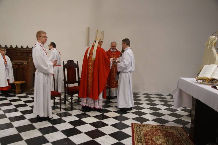 Ząbkowice Śl. Bierzmowanie u św. Anny