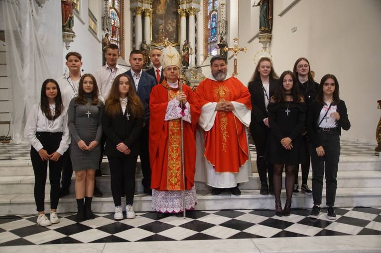 Ząbkowice Śl. Bierzmowanie u św. Anny