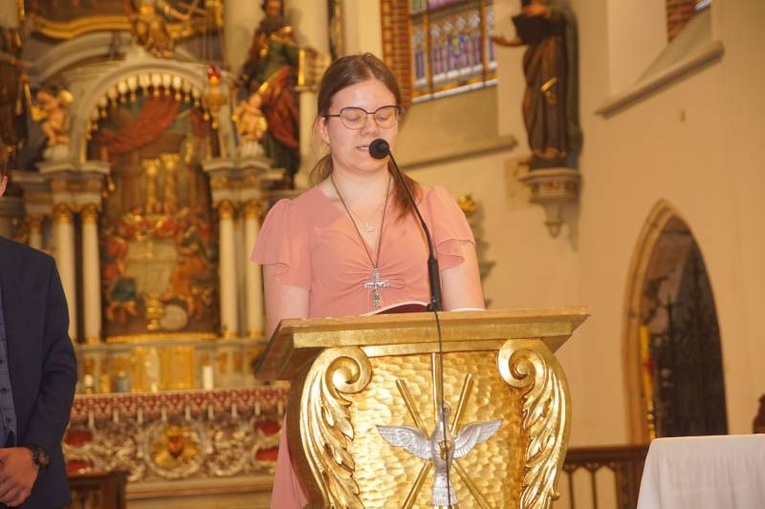 Ząbkowice Śl. Bierzmowanie u św. Anny