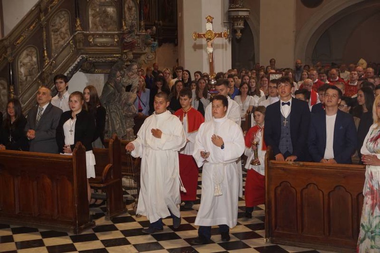 Ząbkowice Śl. Bierzmowanie u św. Anny