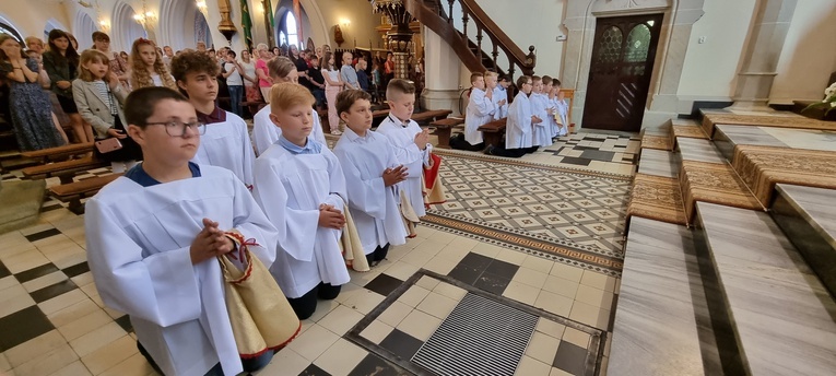 Ciężkowice. Błogosławieństwo nowych mnistrantów
