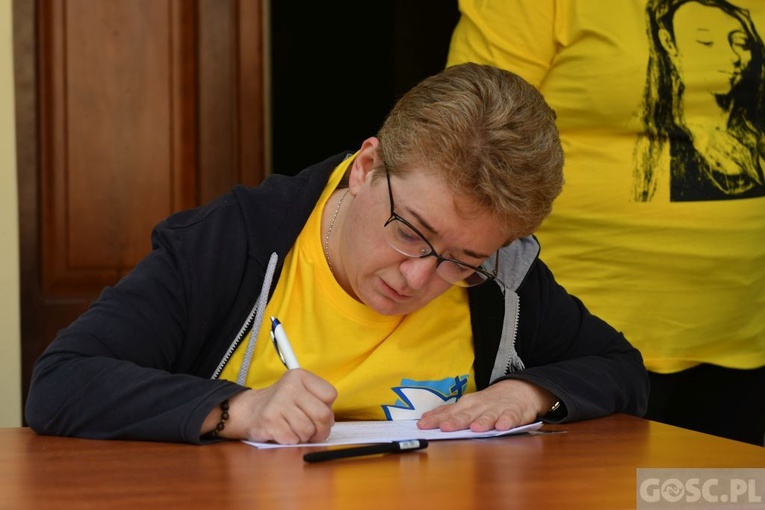 Pielgrzymka chorych, niepełnosprawnych i służby zdrowia do Rokitna